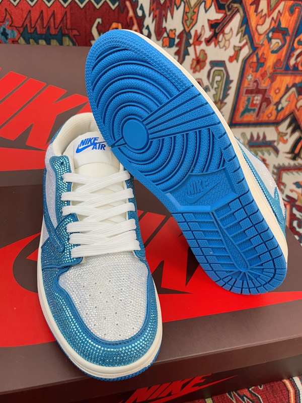 ナイキ靴角部分ディテール